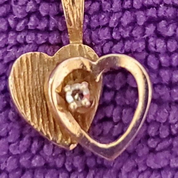 Double 10k yellow gold pendant with a diamond - Picture 1 of 5